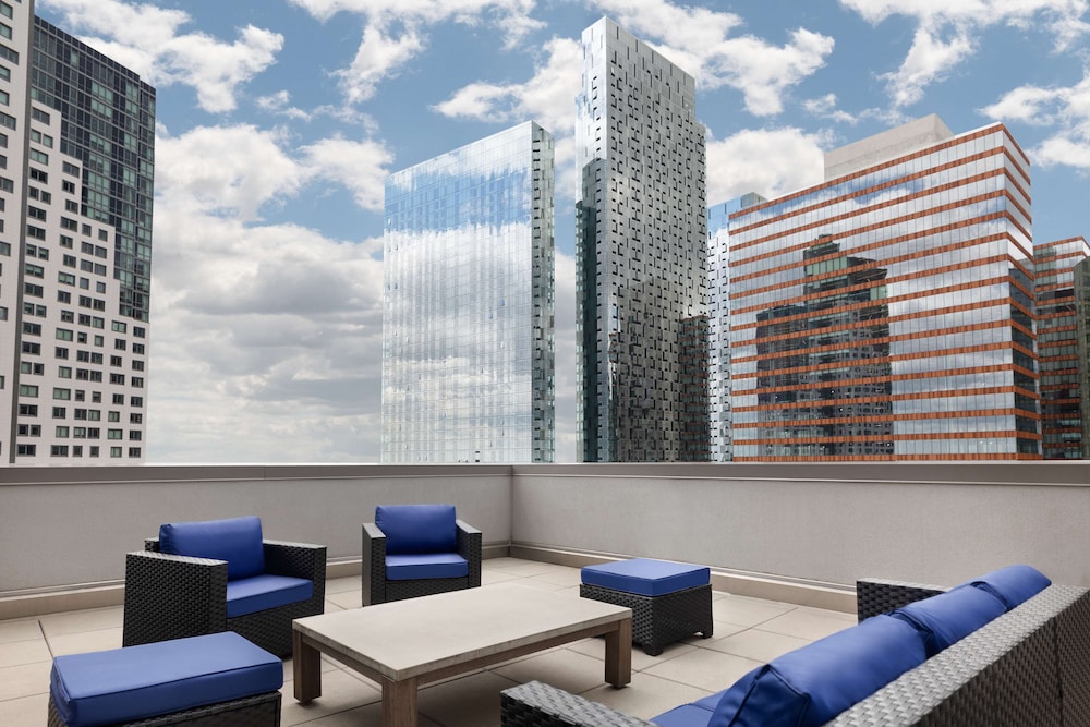 Hilton Garden Inn Long Island City New York 3/62