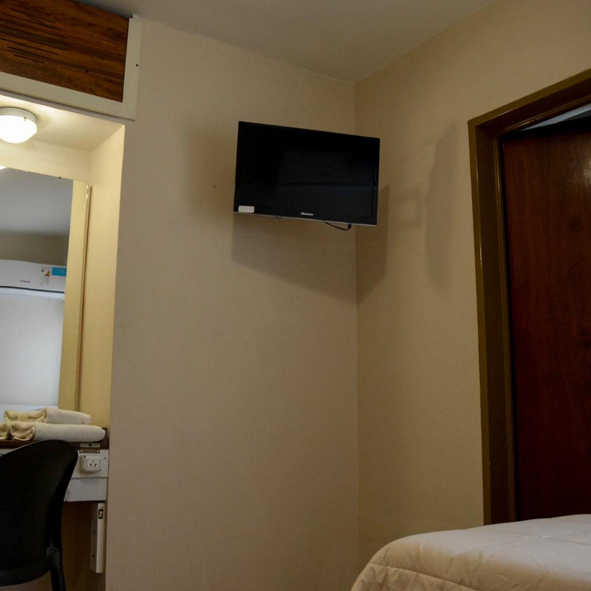 Hotel Menossi 24/35