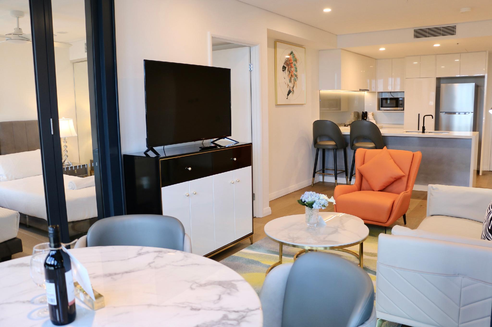 2 BEDROOMS, APARTMENT, URBAN VIEW