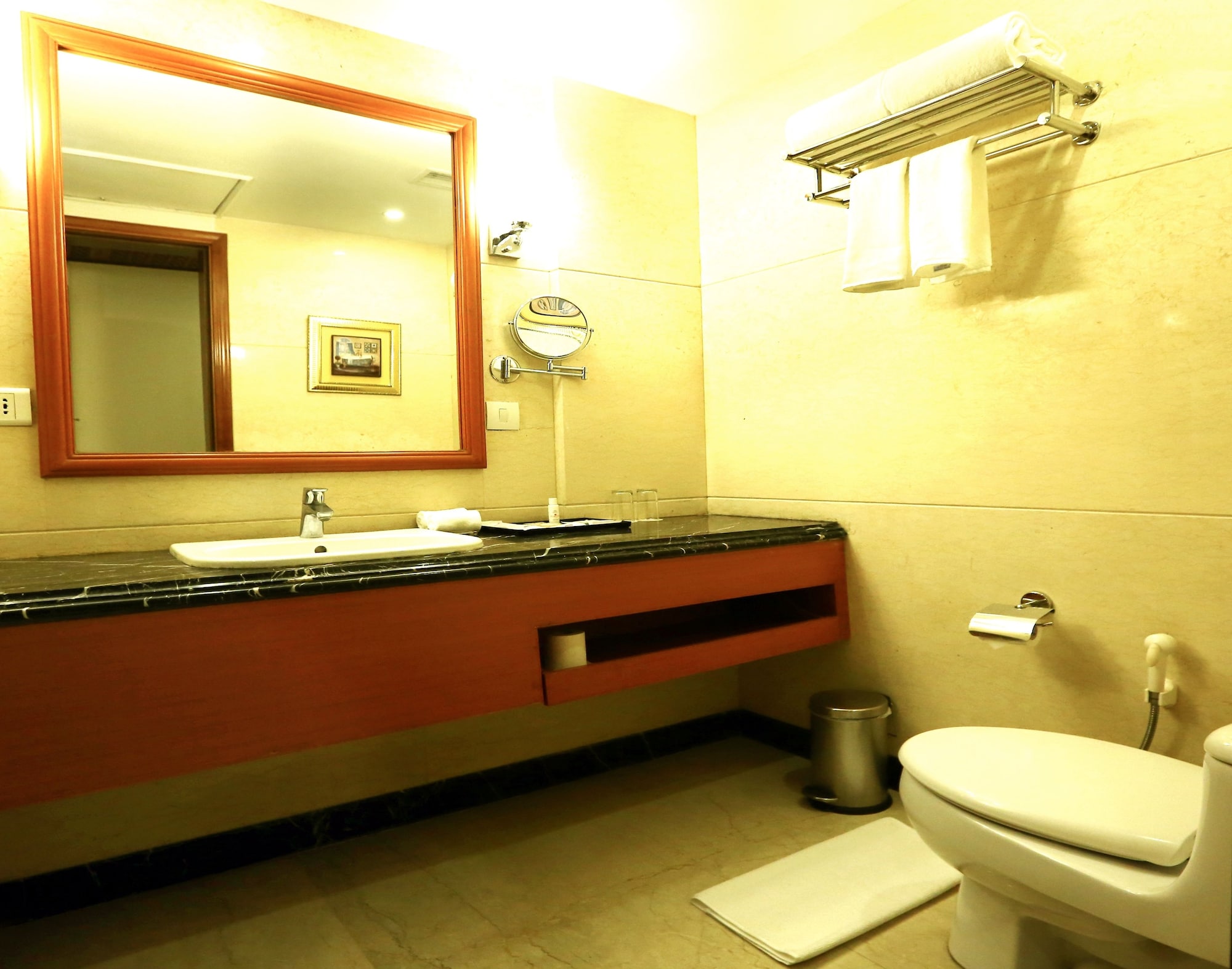 Standard, Queen Bed, Ramada by Wyndham Amritsar 6/6
