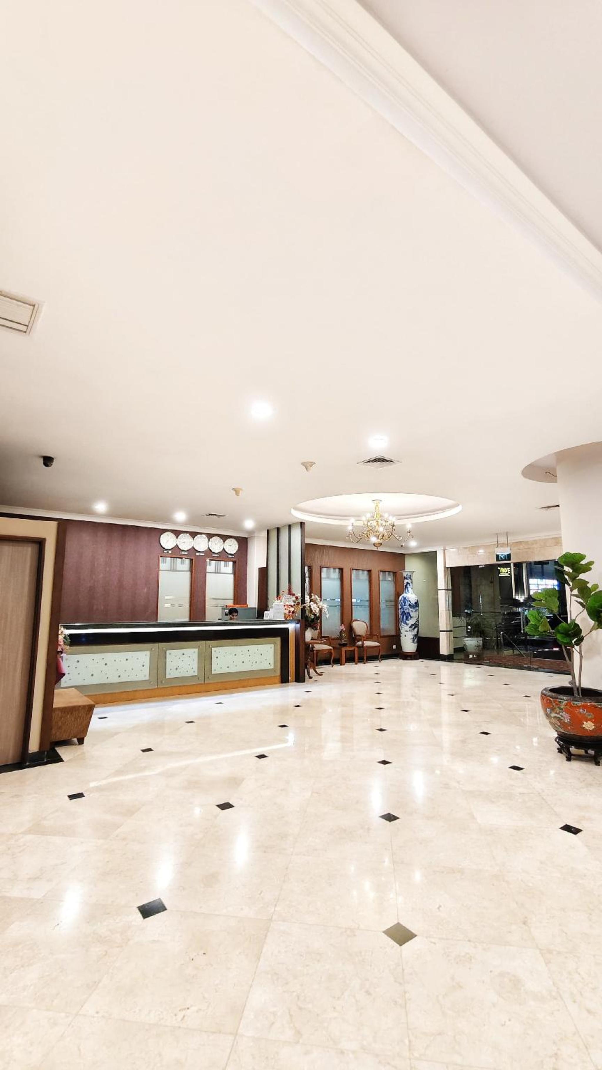 Royal Asia Palembang 8/27
