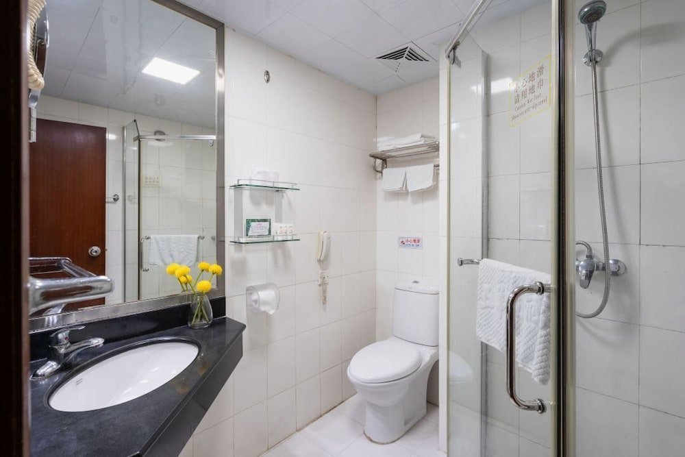 Five Rams City Hotel 24/28