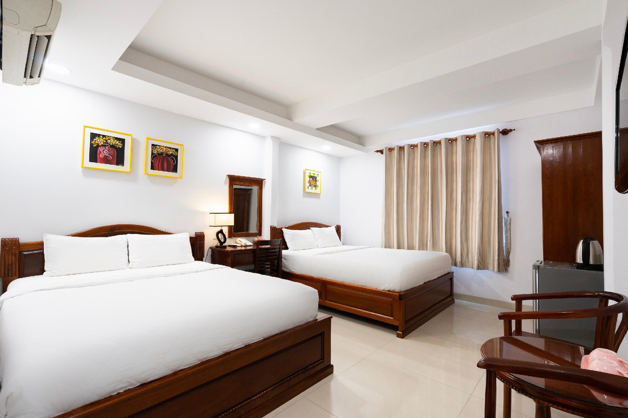 غرفة سوبيريور ثلاثية بسرير كوين وسرير فردي، Hoang Hoang Hotel (Bloom 3) 2/2