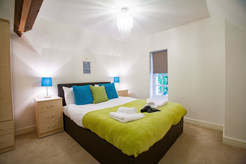 Hamilton Grace Apartments - Wessex Court 12/36
