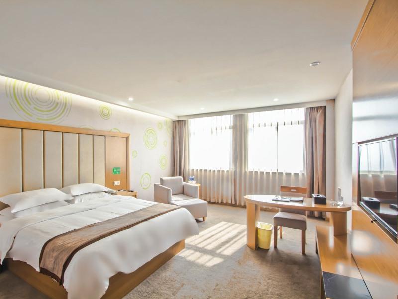 GreenTree Inn Jiaxing Tongxiang City Chongfu International Fur Center Business Hotel 24/39