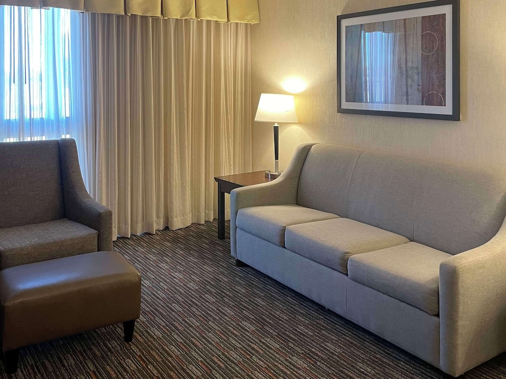 Prado Hotel 40/46