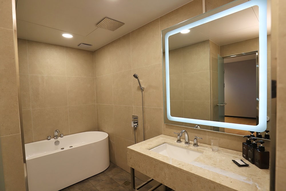 Dongducheon Hotel The Gray 25/29