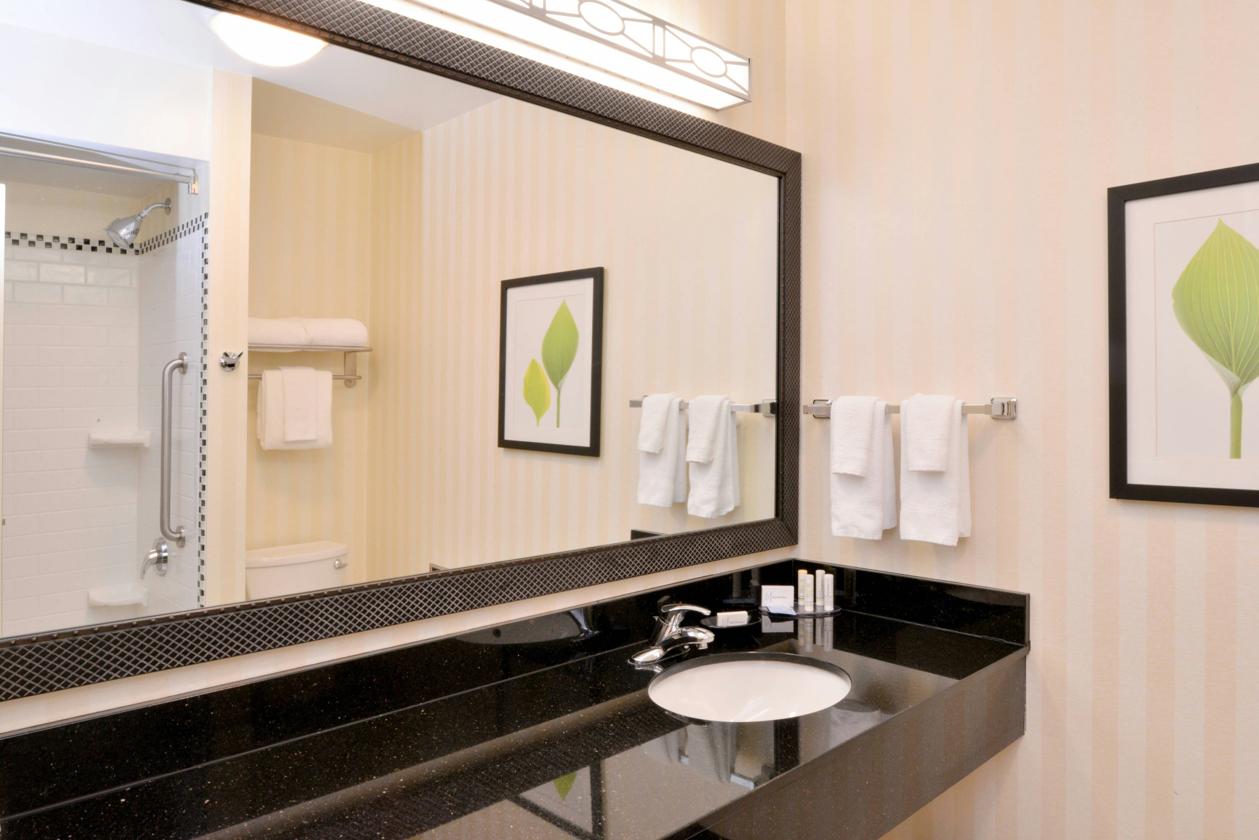 Fairfield Inn & Suites Tacoma Puyallup 18/18