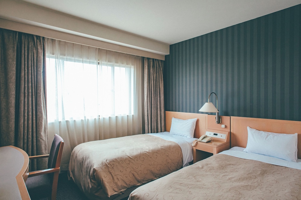 Numazu Riverside Hotel 14/50