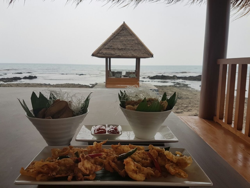 Double G Resort Anyer 7/30