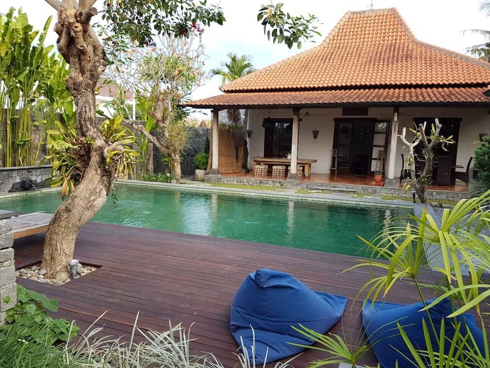 Villa Aquin 32/43
