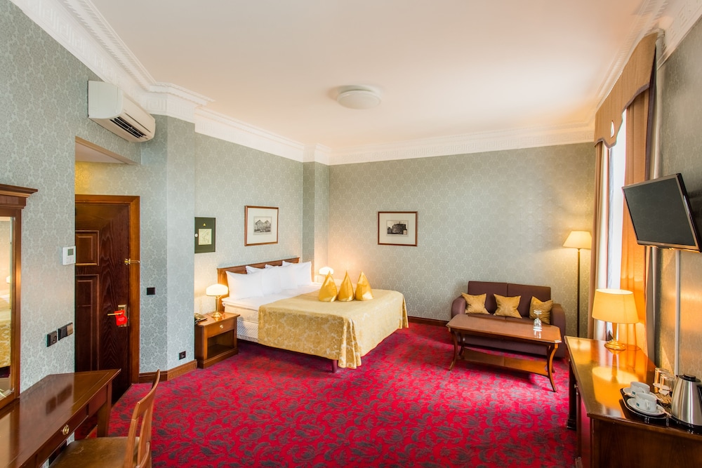 Hestia Hotel Barons 18/50