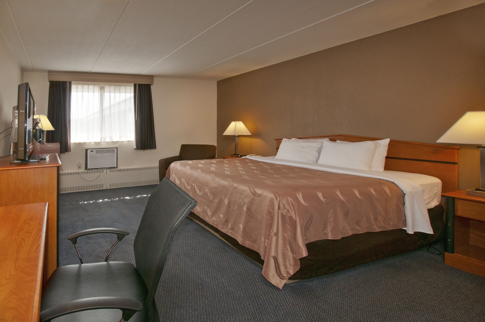 STANDARD, KING BED