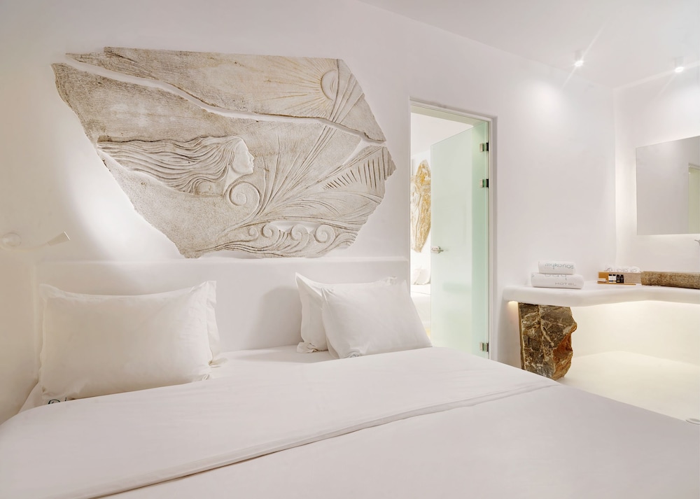 جناح سيغنتشر سوبيريور بسرير كينج بإطلالة على البحر بغرفتي نوم بمسبح خاص، Mykonos Bay Resort and Villas 3/3