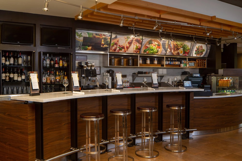 Courtyard by Marriott Jacksonville at the Mayo Clinic Campus/Beaches 29/43