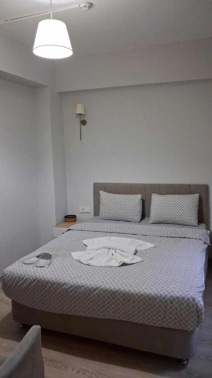 SOLO HOTEL 44/49