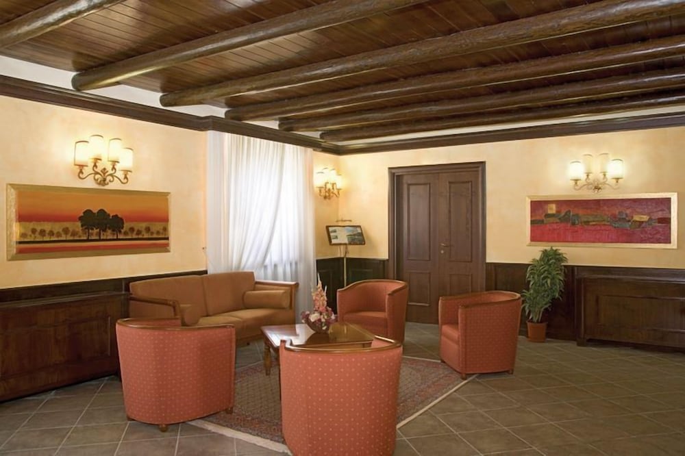Palazzo Marzano 11/25