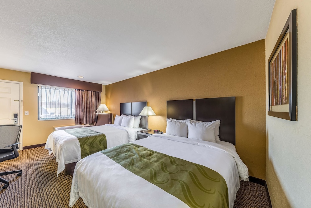 Quality Inn Glenpool - Tulsa 14/42