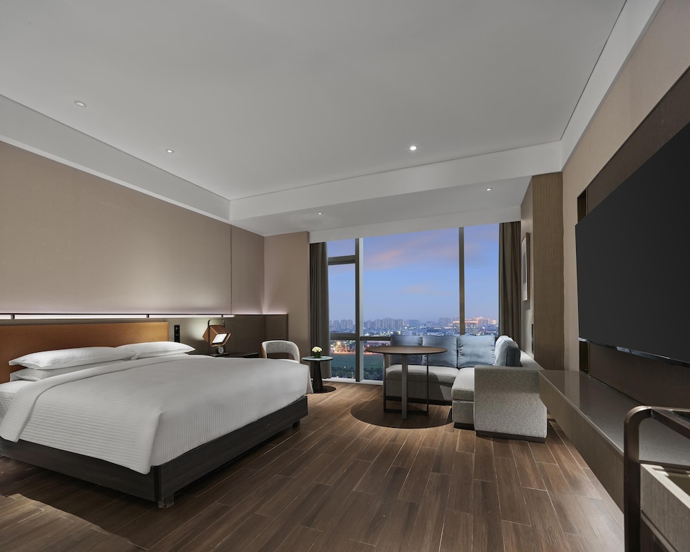 Hyatt Regency Shanghai Songjiang 18/48