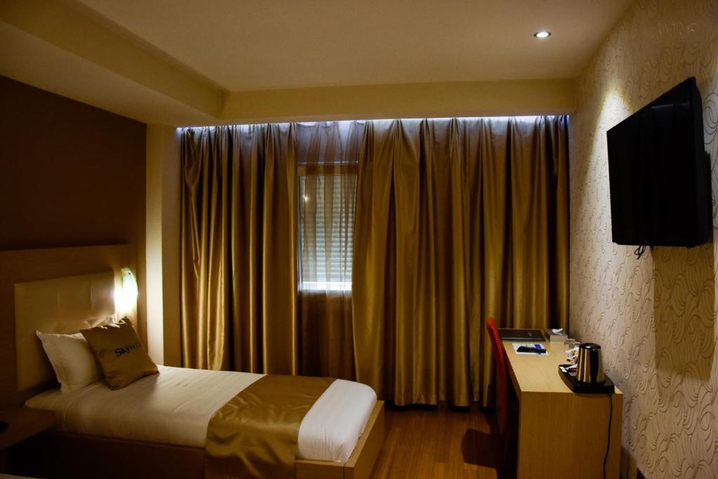Sky 2 Hotel 21/38