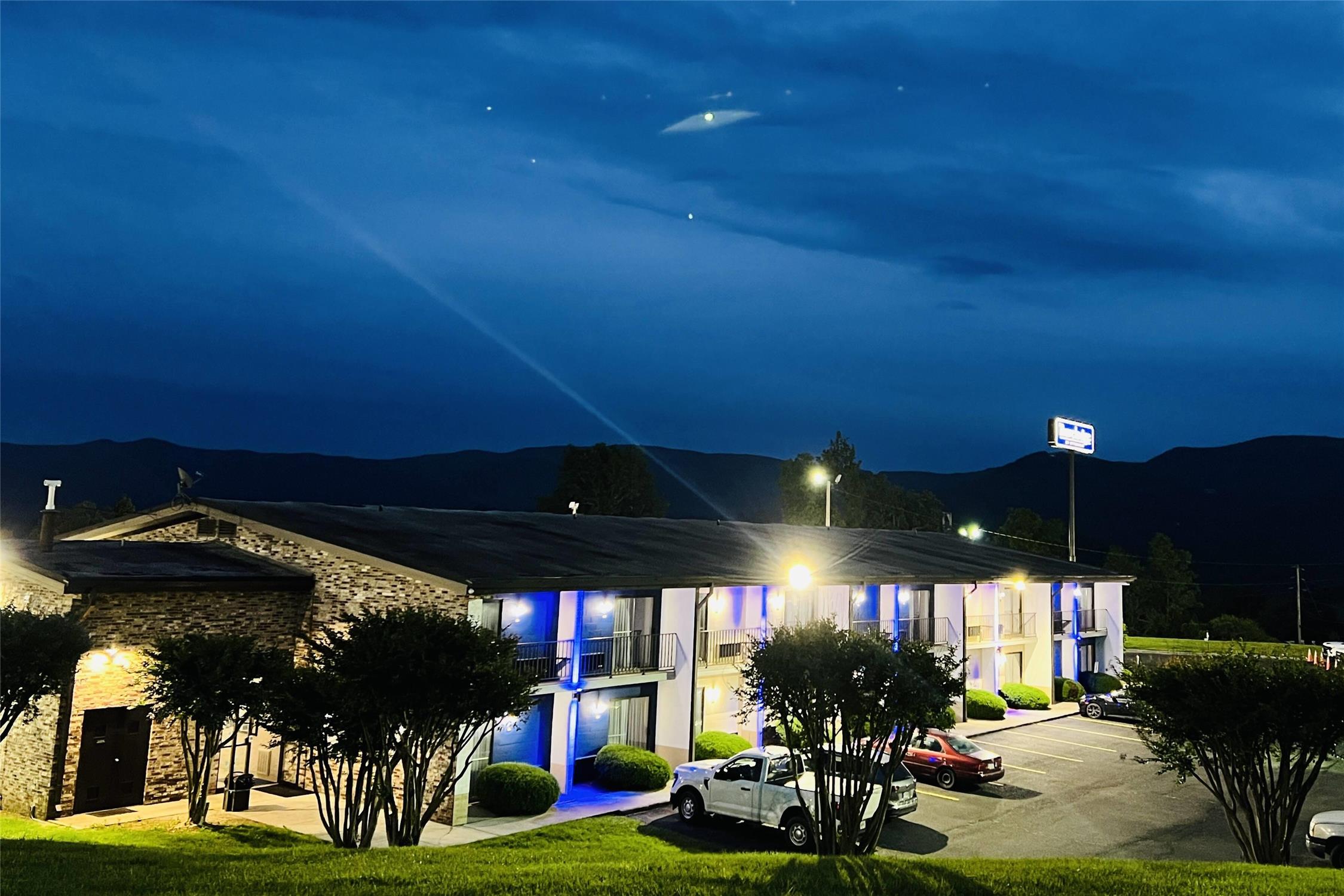 Travelodge By Wyndham Wytheville 7/43