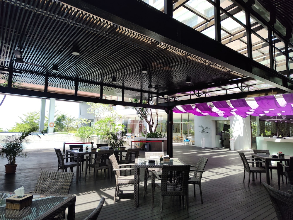 Mercure Padang 37/52