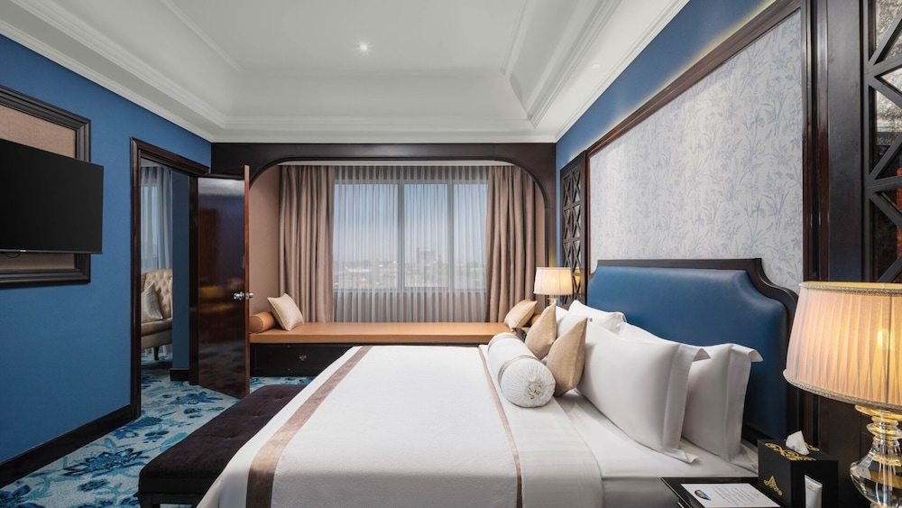 The Papandayan Hotel 9/60