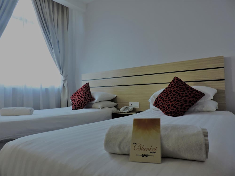 The Blanket Hotel 14/45