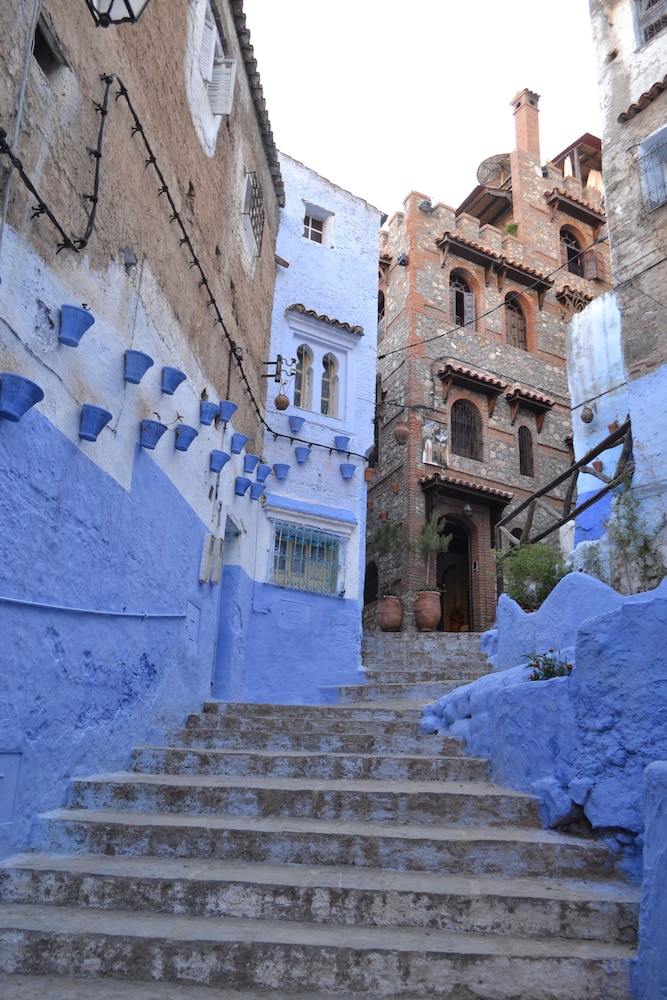 Riad Gharnata 77/82