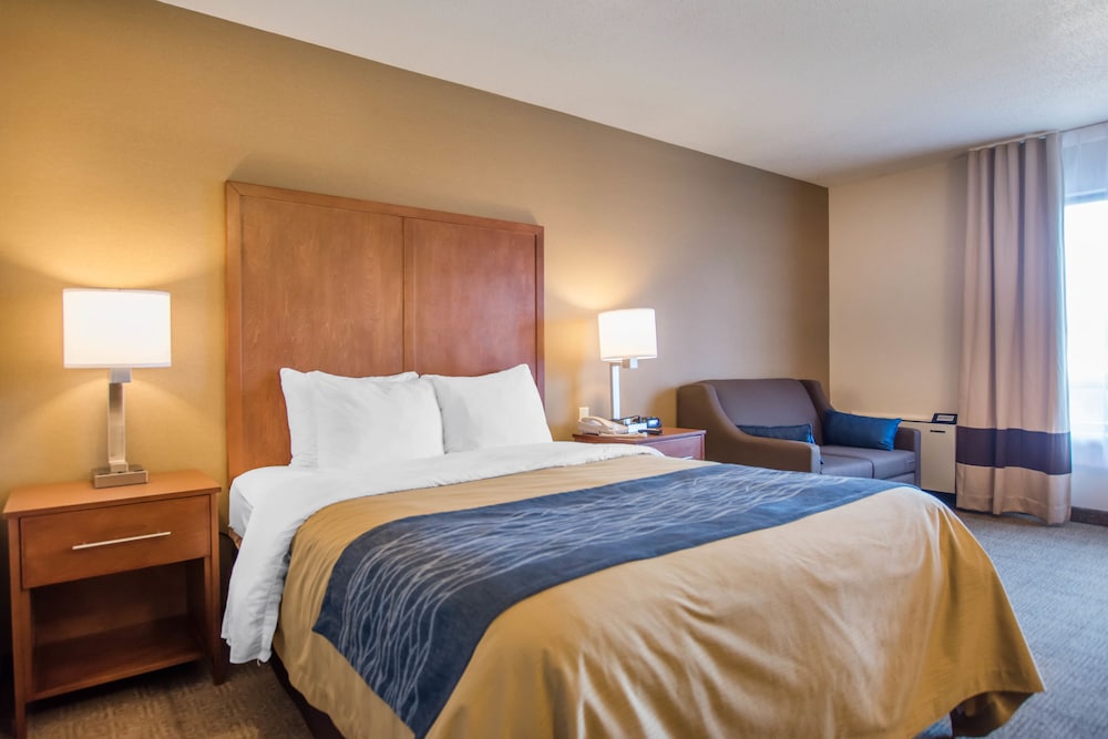 Comfort Inn Bathurst, NB 9/39