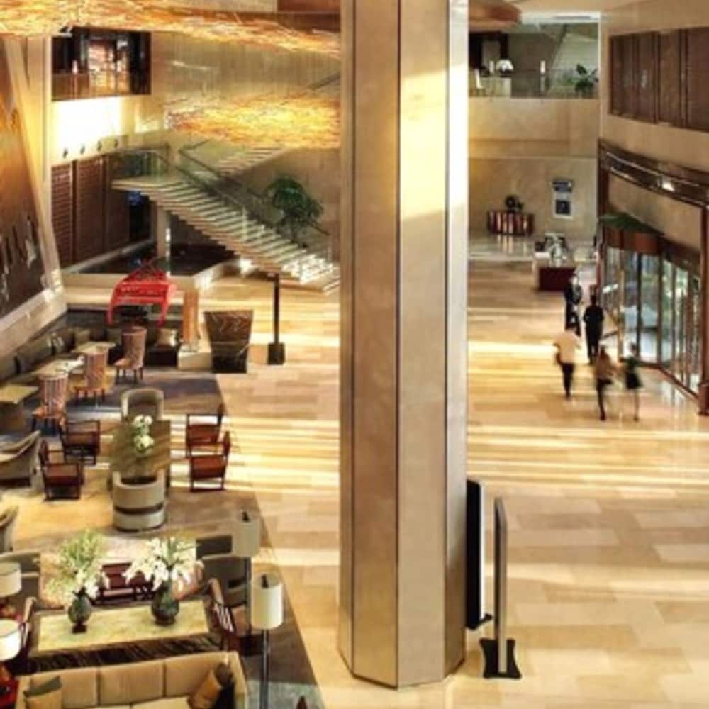 Crowne Plaza Taizhou 44/75