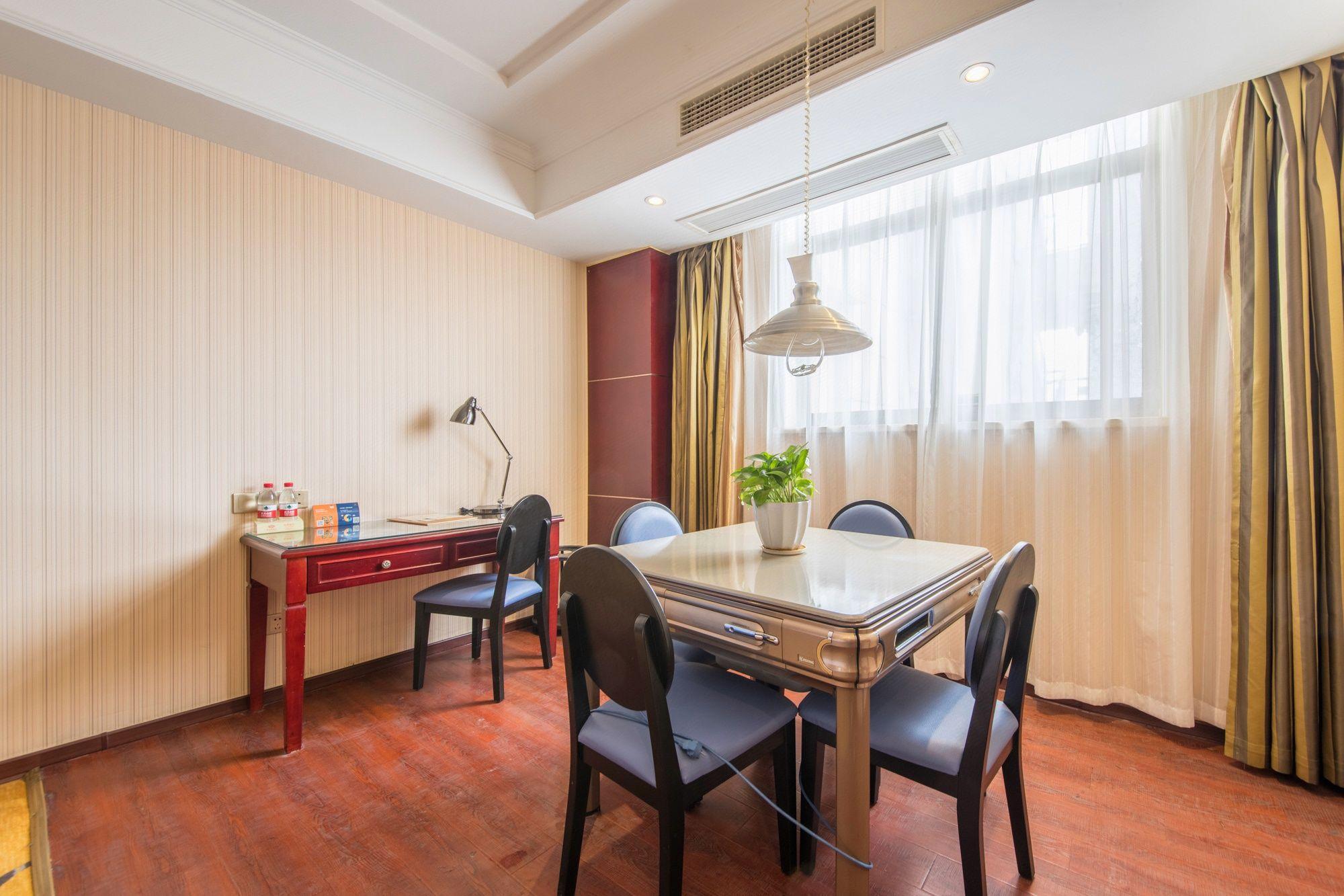 Vienna Hotel (Shanghai Changxing Island) 44/50