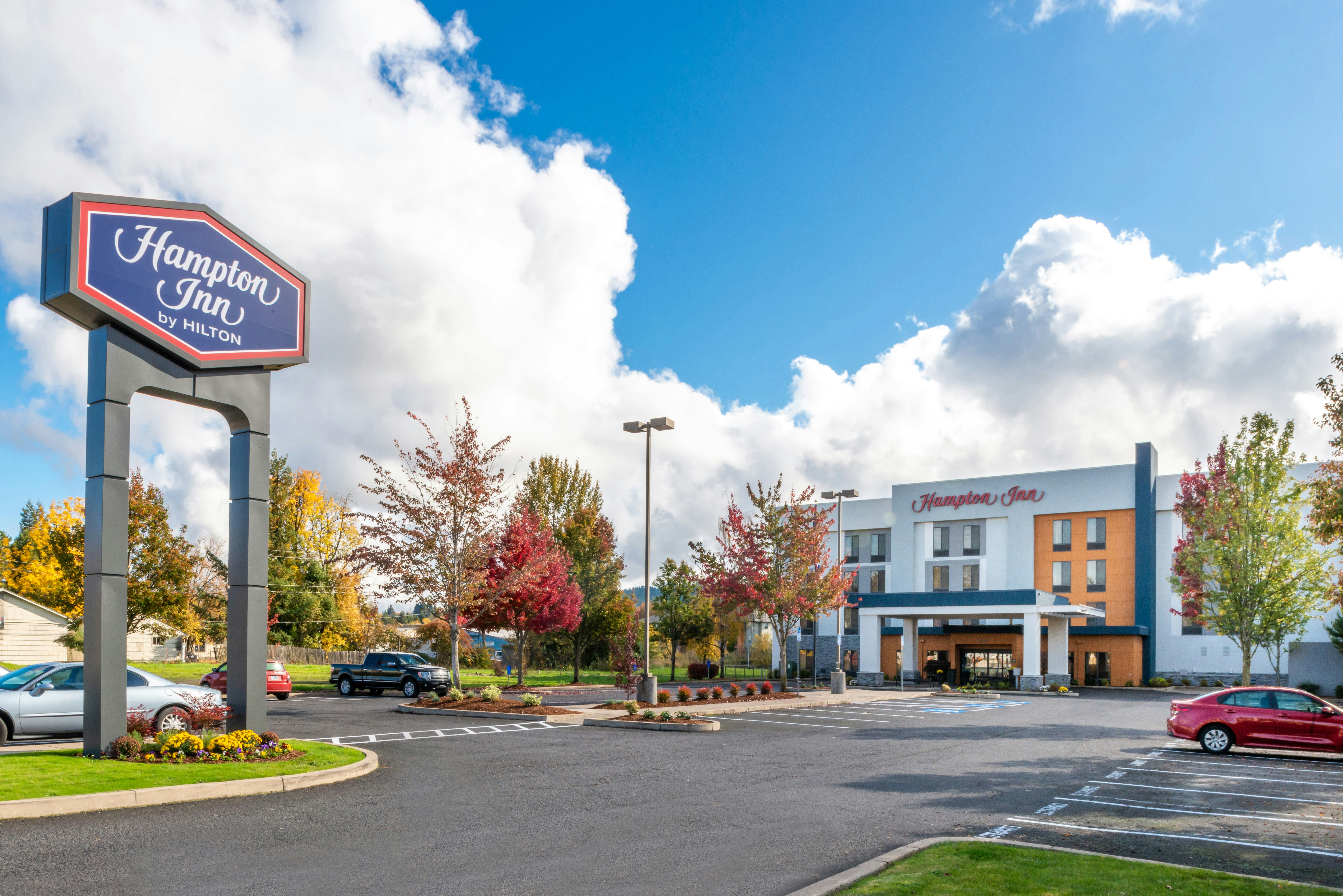 Hampton Inn Eugene 49/51