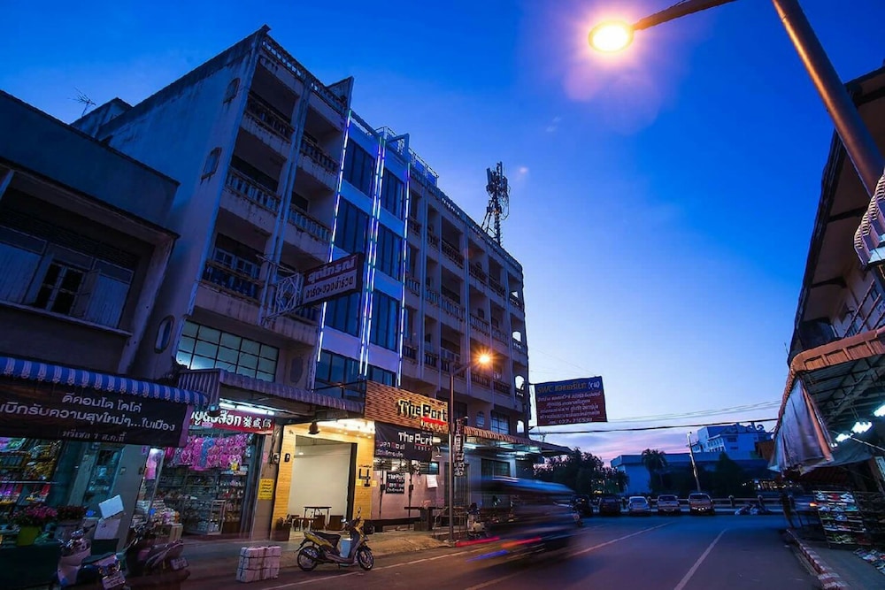 The Port Hostel By Suwatchai 6/50