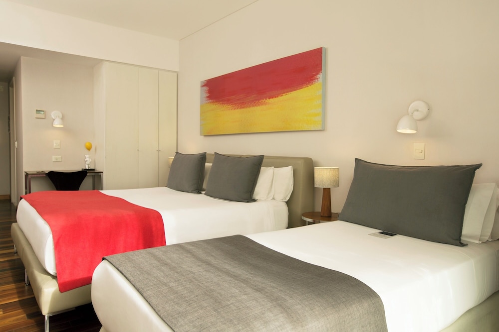غرفة بريميوم ثلاثية، Palo Santo Hotel 2/4