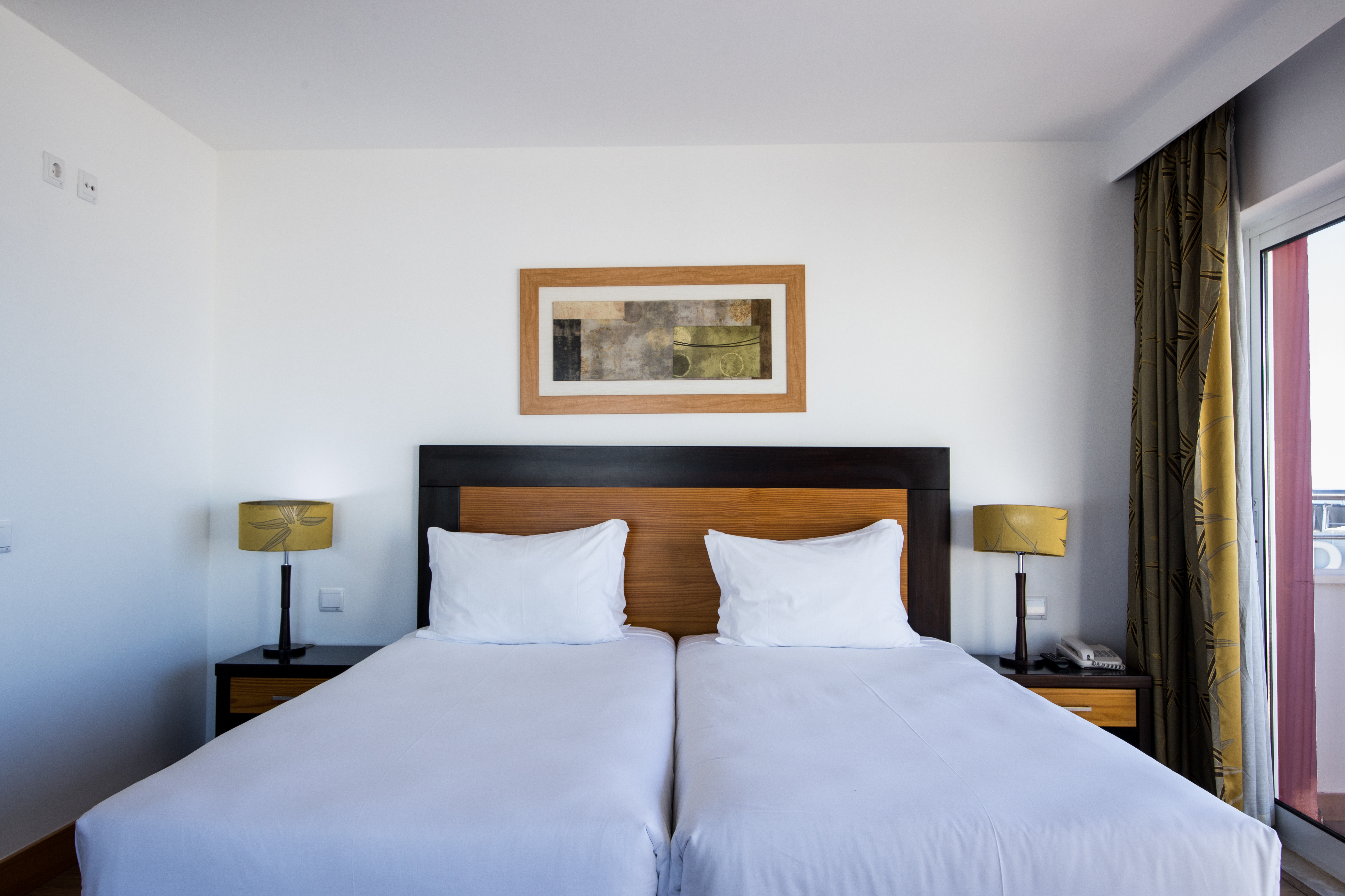 Classic, Double or Twin Bed