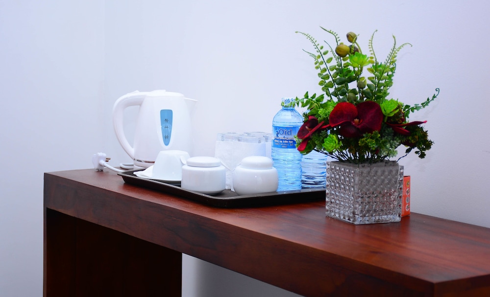 Hotel Star White Negombo 3/50