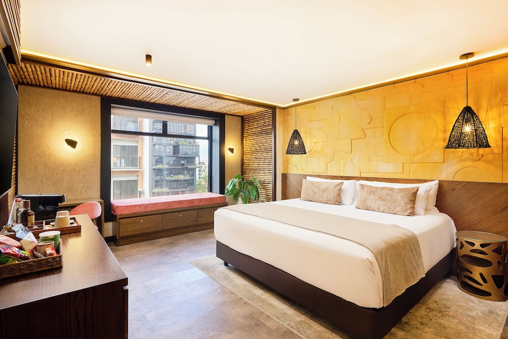 Golden Valley Hotel 17/50