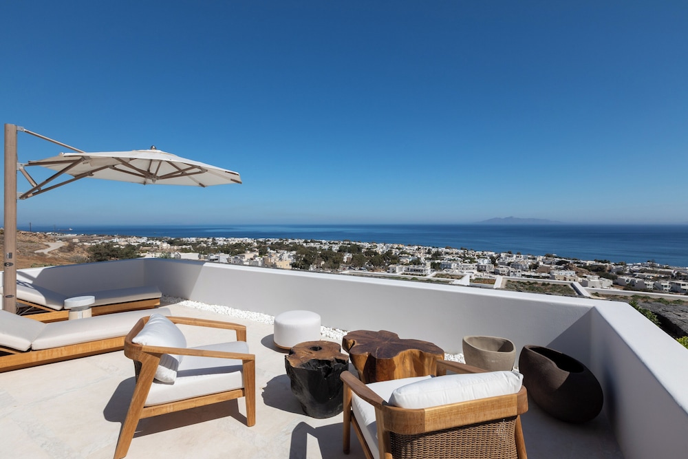 1 Bedroom, Pool, Premium, Suite, King Bed, with View