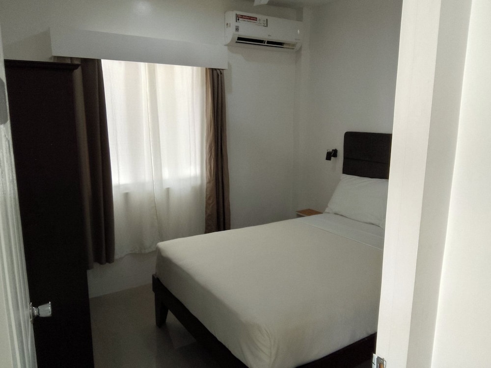 Heartland Hotel Service Rooms And Apartments 15/48