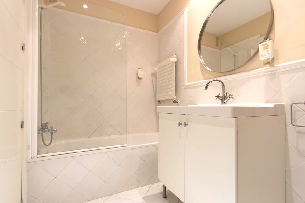 MADRID CENTRAL SUITES 9/26