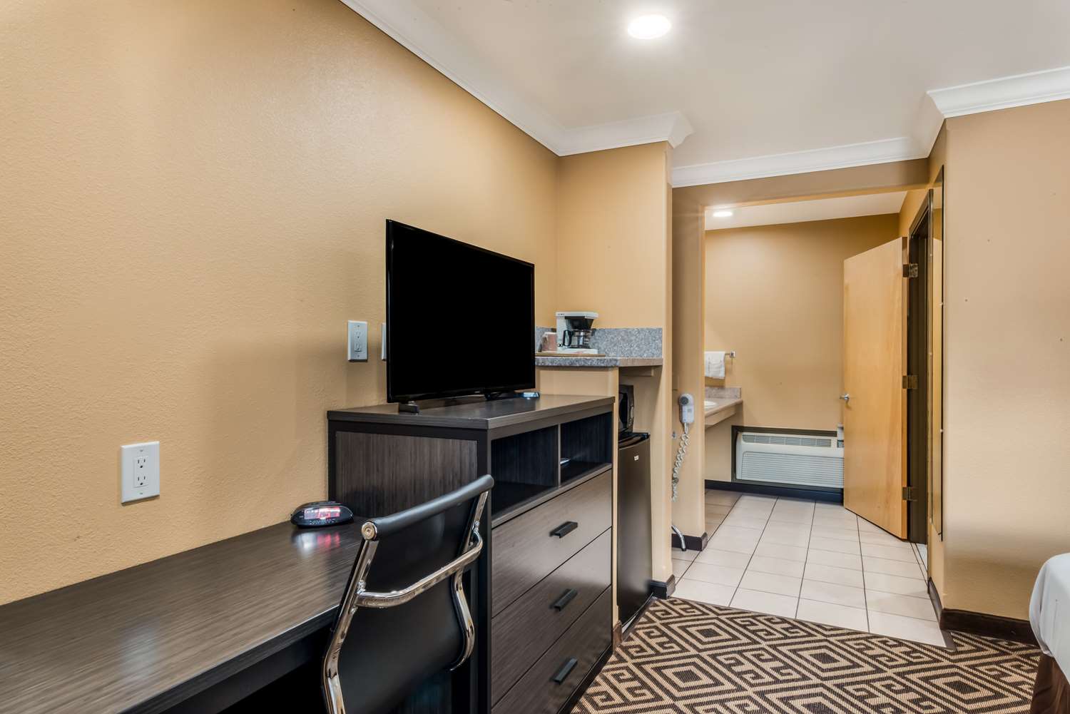 Americas Best Value Inn Ukiah 10/17