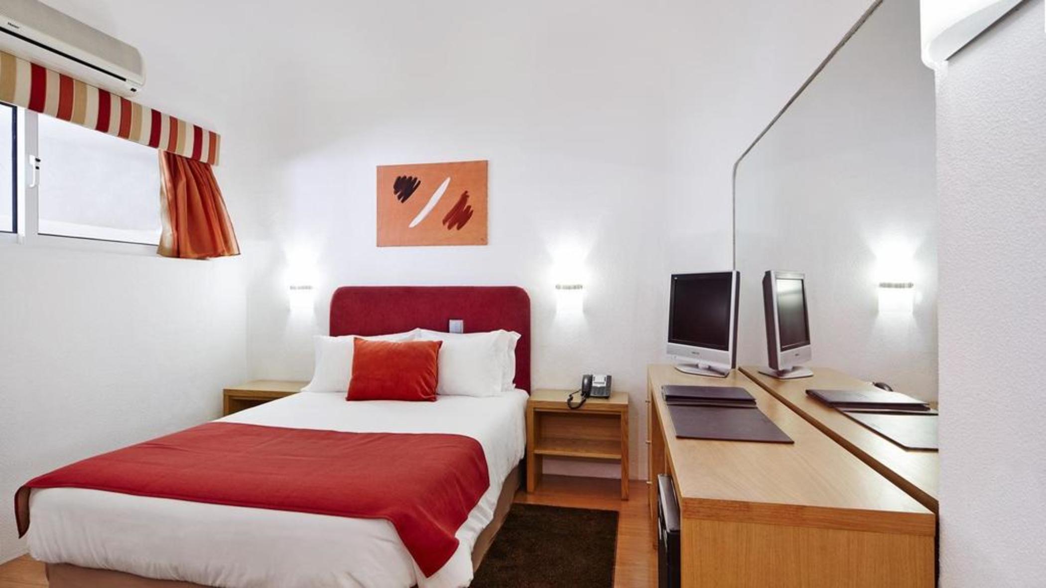 Alcazar Hotel And Spa 5/40