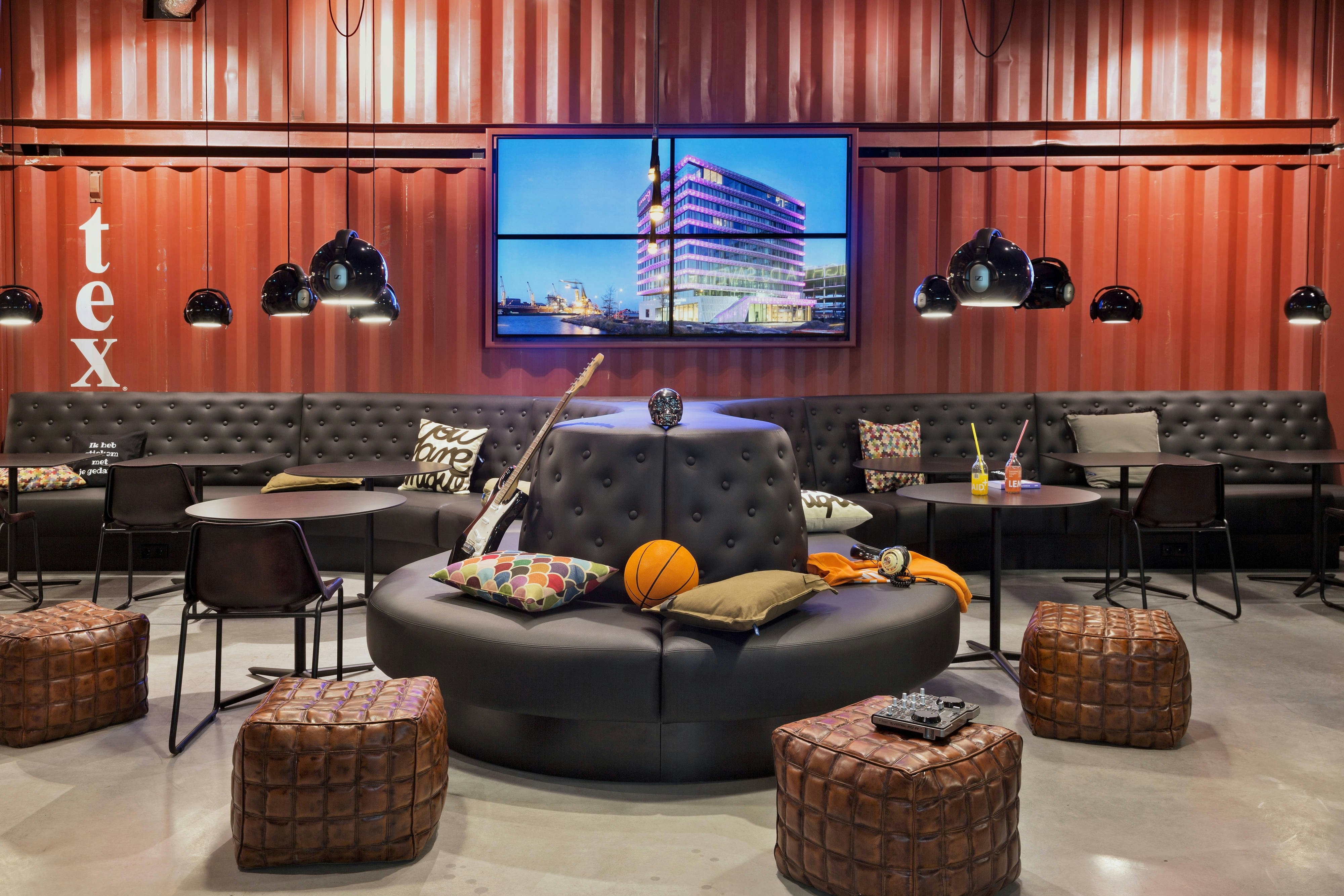 Moxy Amsterdam Houthavens 28/58