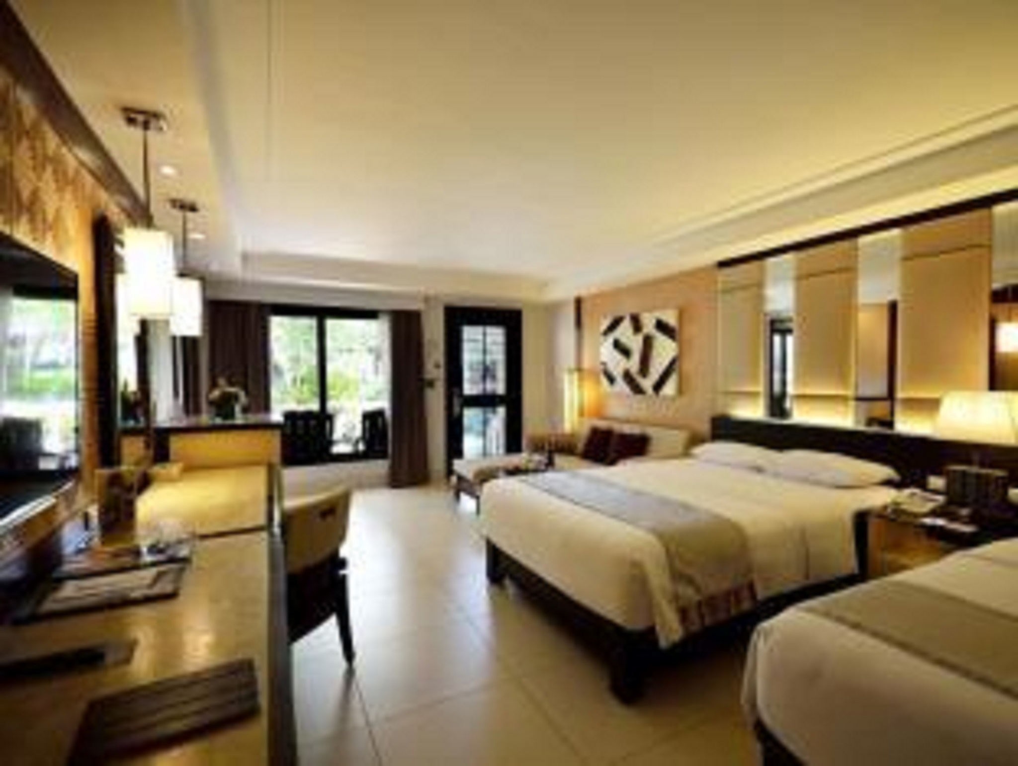 Grand, Twin Beds