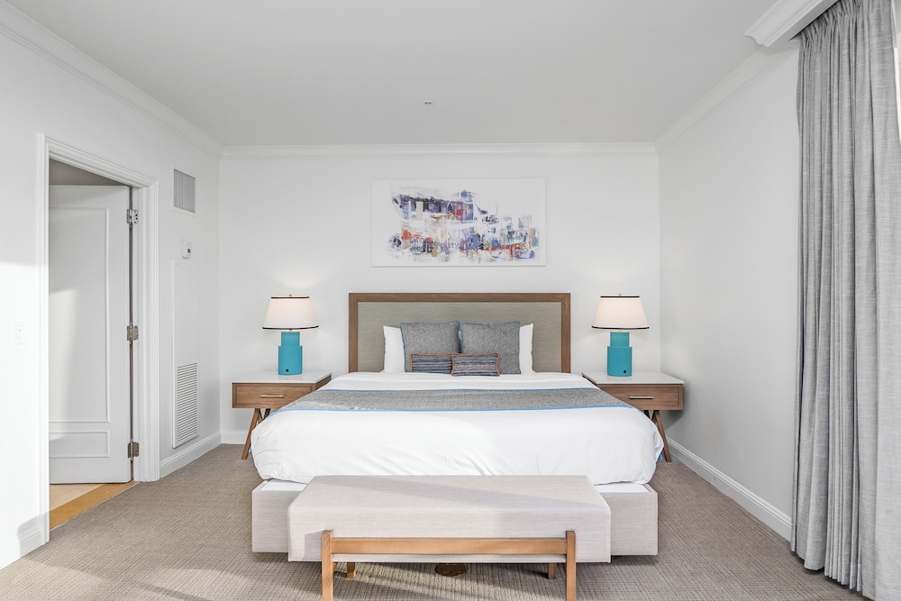 Atlantic Hotel and Spa 27/75