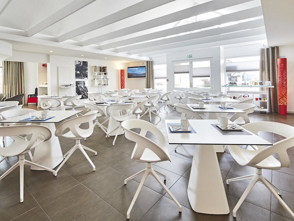 Kyriad Colmar Centre Unterlnden Ex Kyriad Colmar Centre Parc Des Expositions 42/59