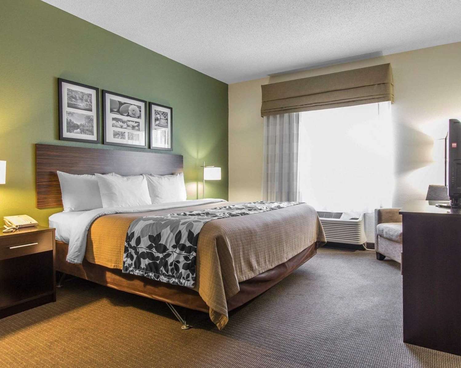 Sleep Inn & Suites Middlesboro 15/25