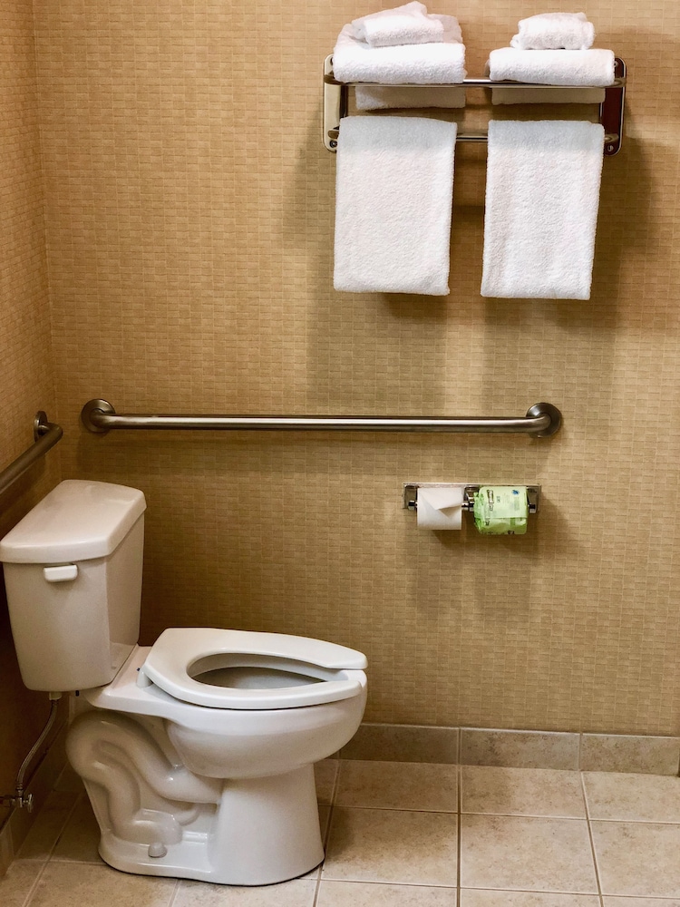 Best Western Plus Victor Inn & Suites 11/35