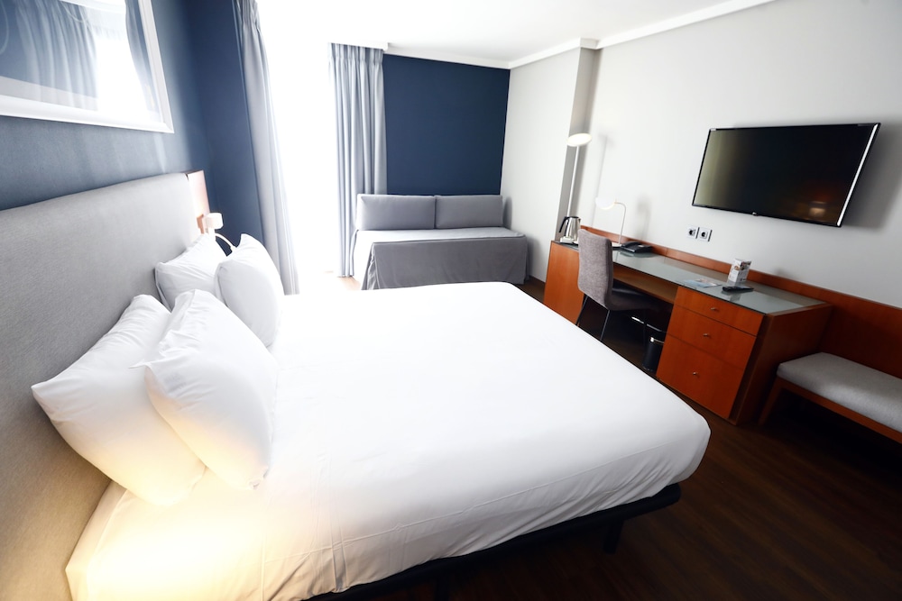 Travelodge Madrid Coslada Aeropuerto 23/60